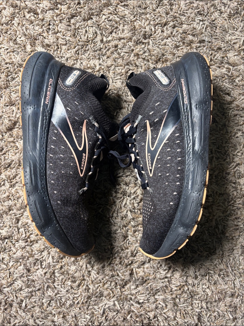 Brooks Glycerin 20 StealthFit Women’s 8.5 B Black Rose Gold Running Shoes